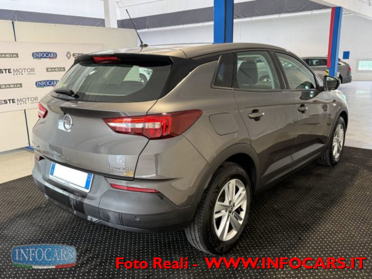 Opel Grandland X 1.5 diesel Ecotec Start&Stop Business (4)