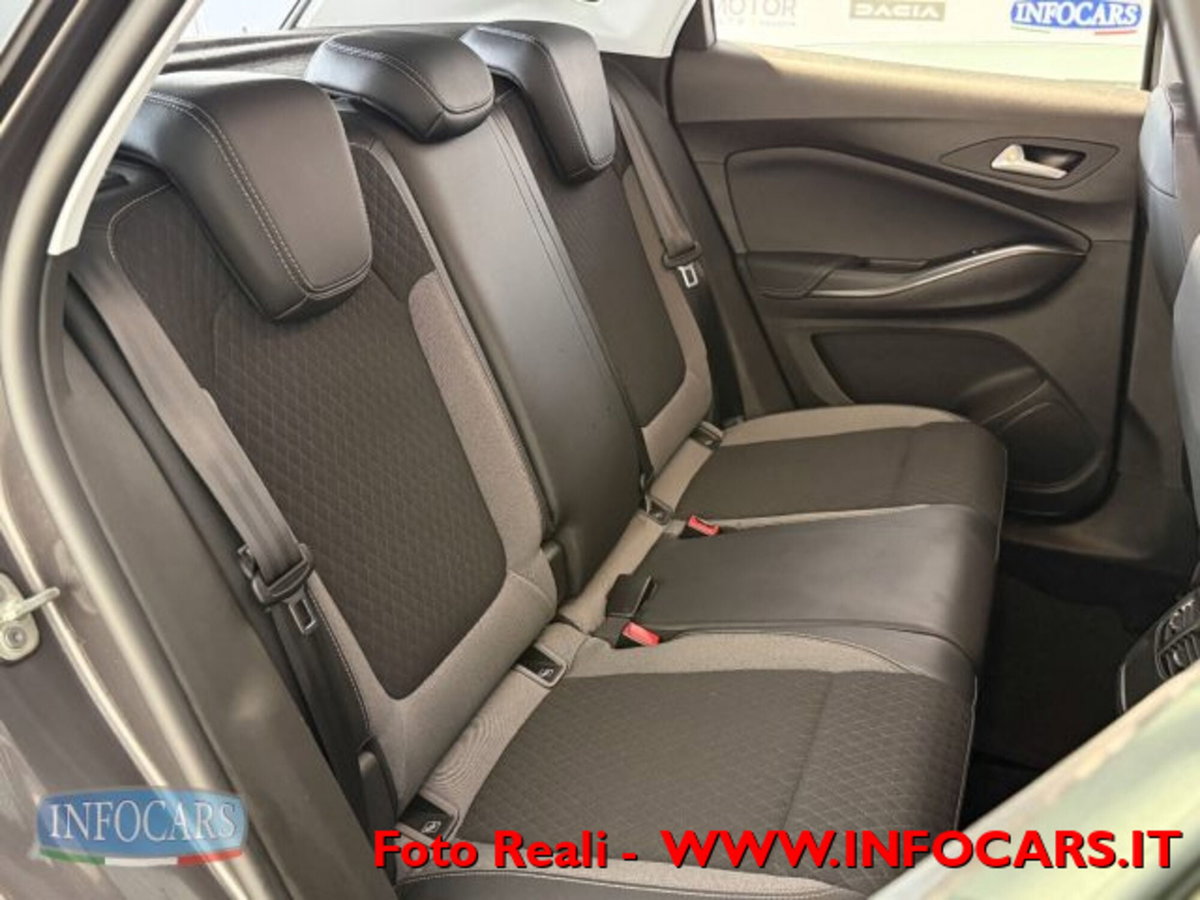 Opel Grandland X 1.5 diesel Ecotec Start&Stop Business (8)