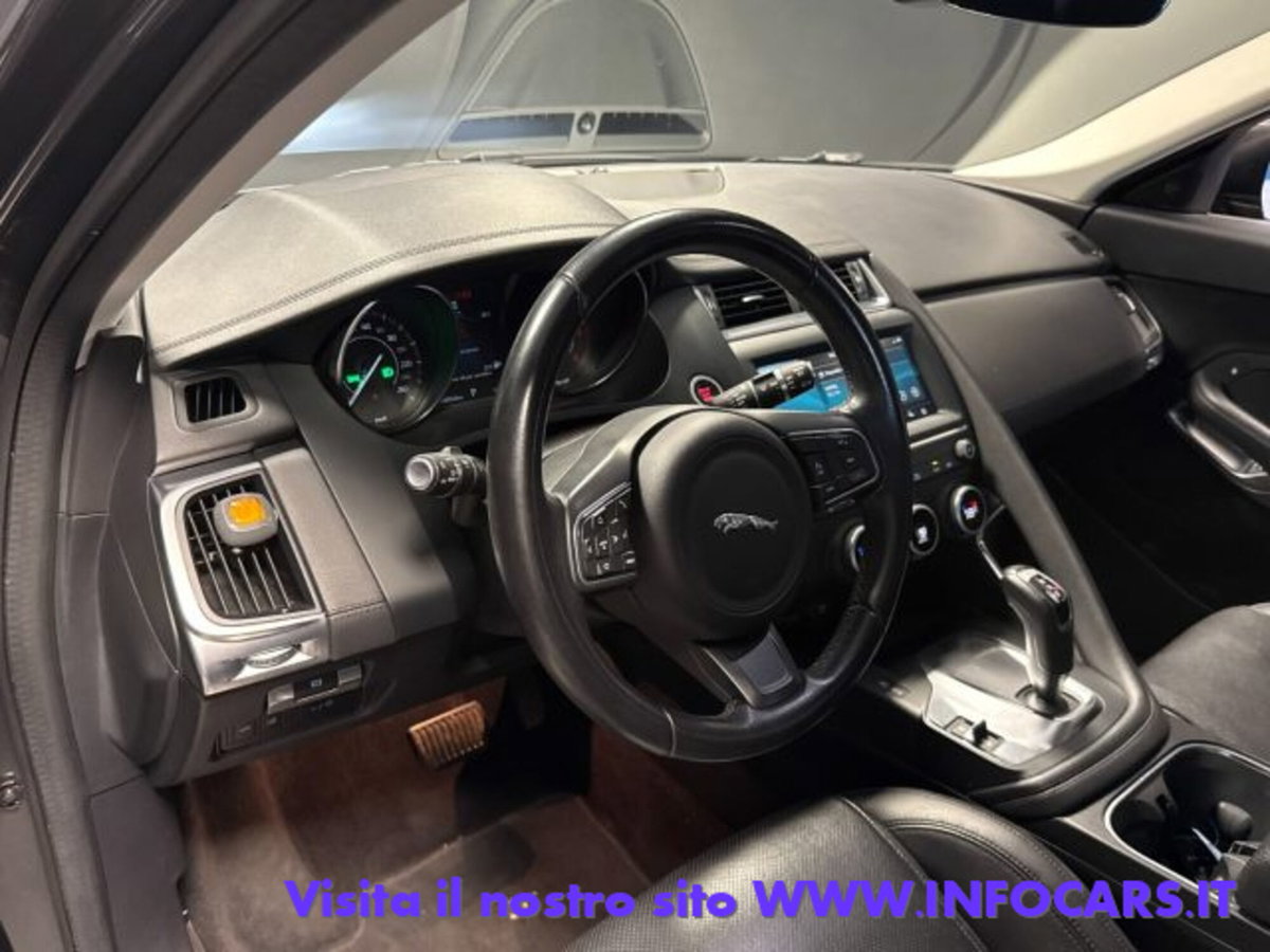 Jaguar E-Pace 2.0D 150 CV AWD aut. S (9)