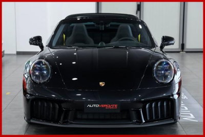 Porsche 911 Cabrio Targa 3.6 4 GTS auto (2)