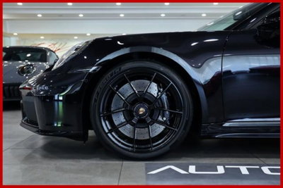 Porsche 911 Cabrio Targa 3.6 4 GTS auto (8)