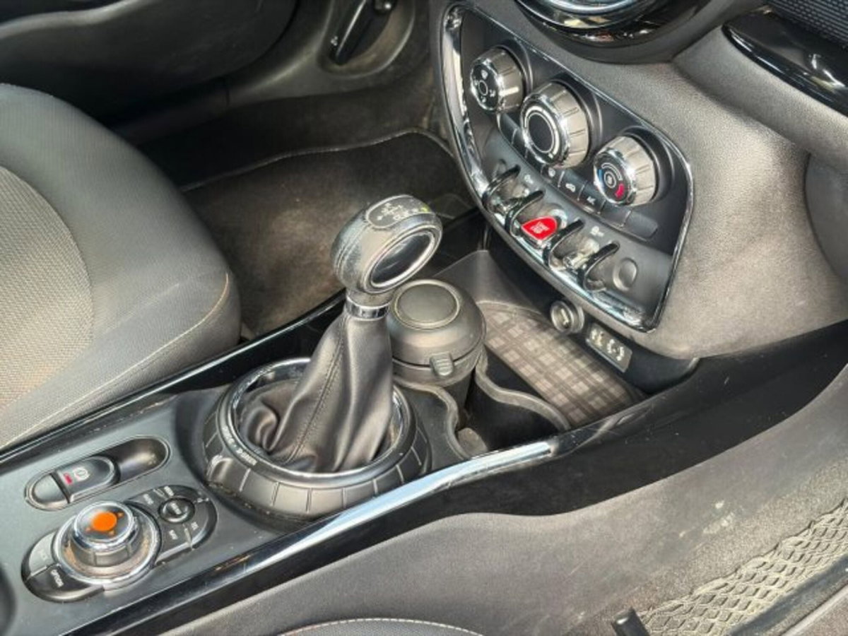 MINI Mini Clubman 2.0 Cooper D Untold Clubman (12)