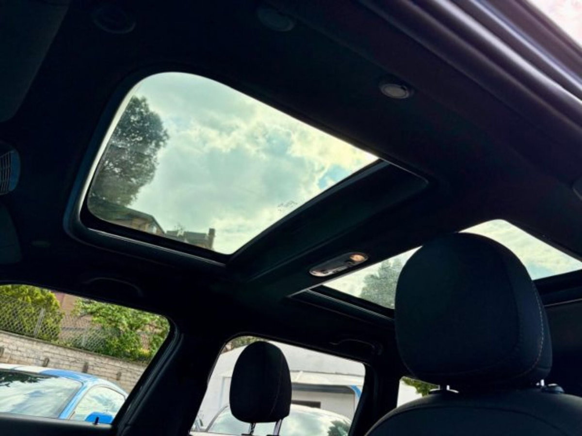 MINI Mini Clubman 2.0 Cooper D Untold Clubman (14)