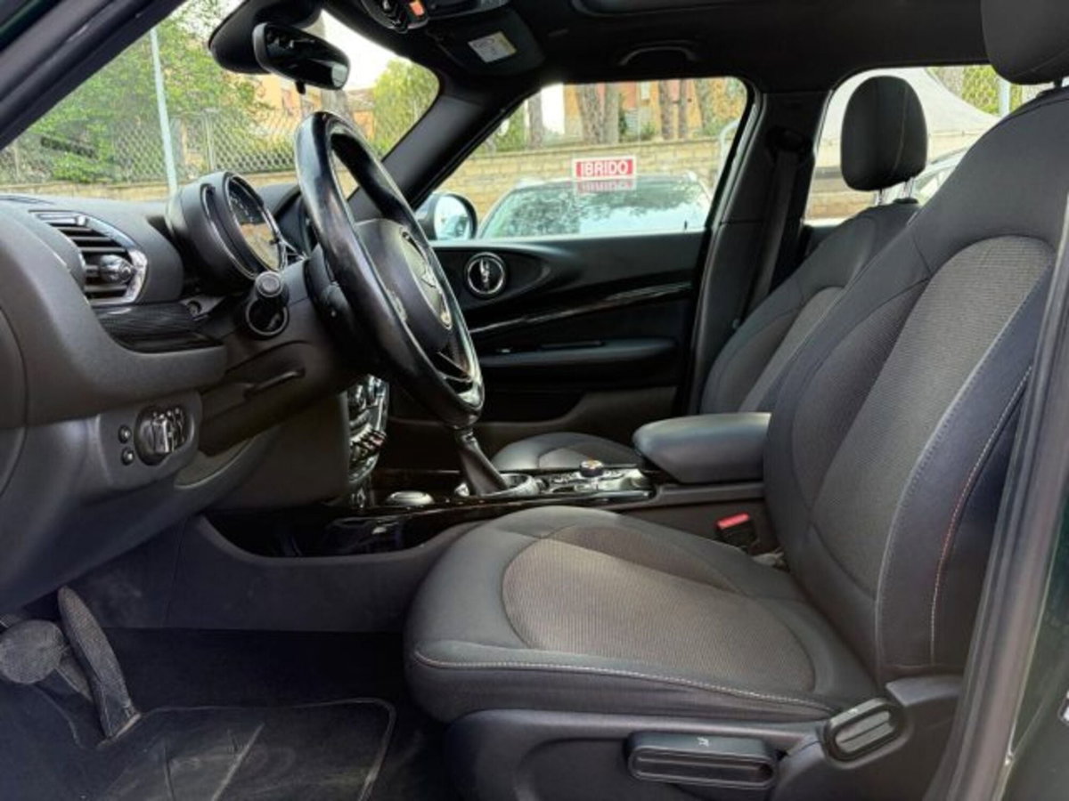 MINI Mini Clubman 2.0 Cooper D Untold Clubman (15)