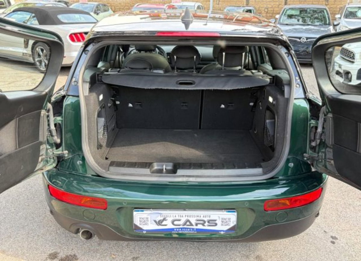 MINI Mini Clubman 2.0 Cooper D Untold Clubman (17)