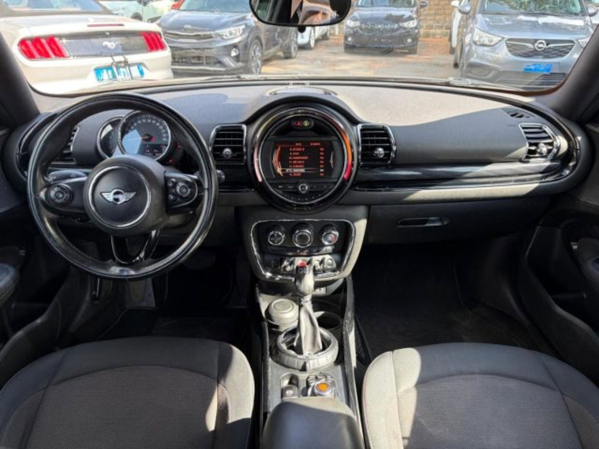 MINI Mini Clubman 2.0 Cooper D Untold Clubman (9)