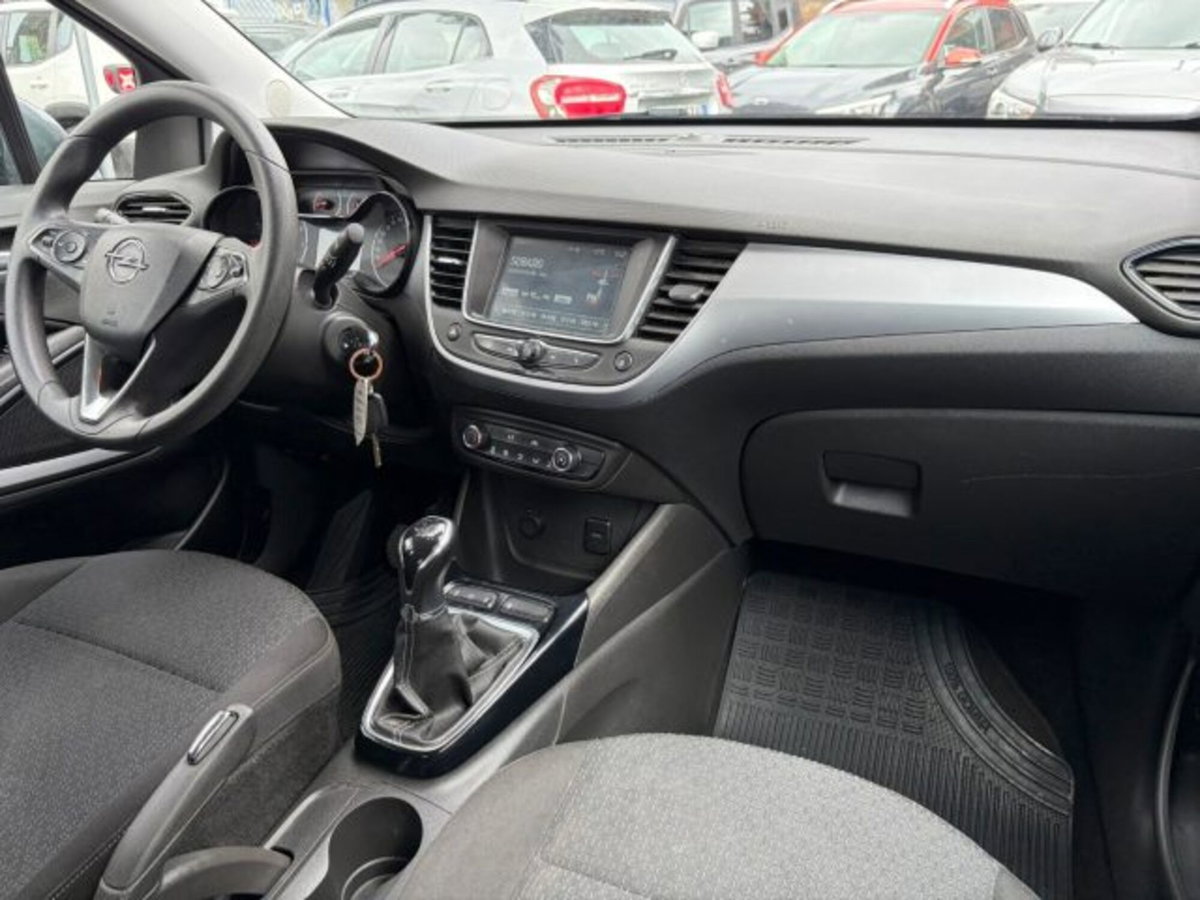 Opel Crossland X 1.2 GPL 12V Advance (10)