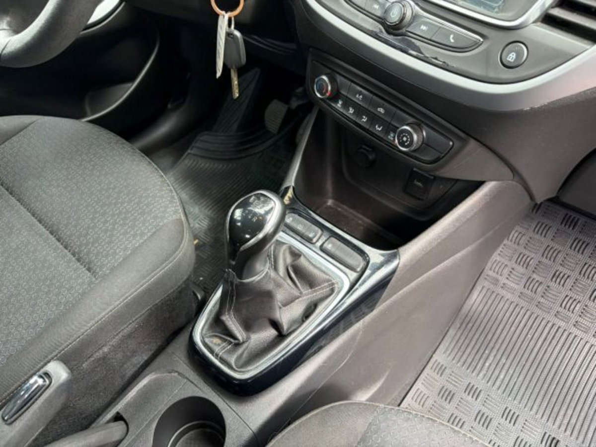 Opel Crossland X 1.2 GPL 12V Advance (12)