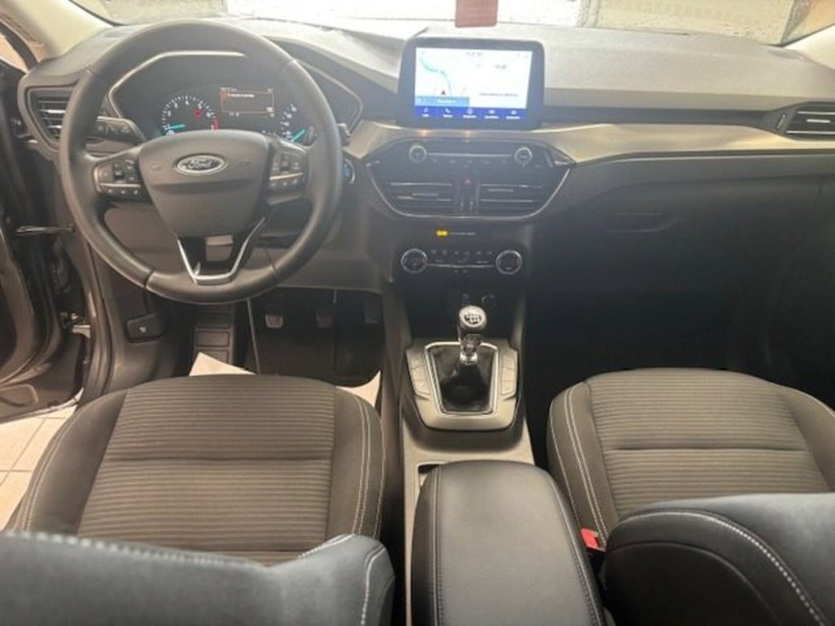 Ford Kuga 1.5 EcoBoost 150 CV 2WD Titanium (11)