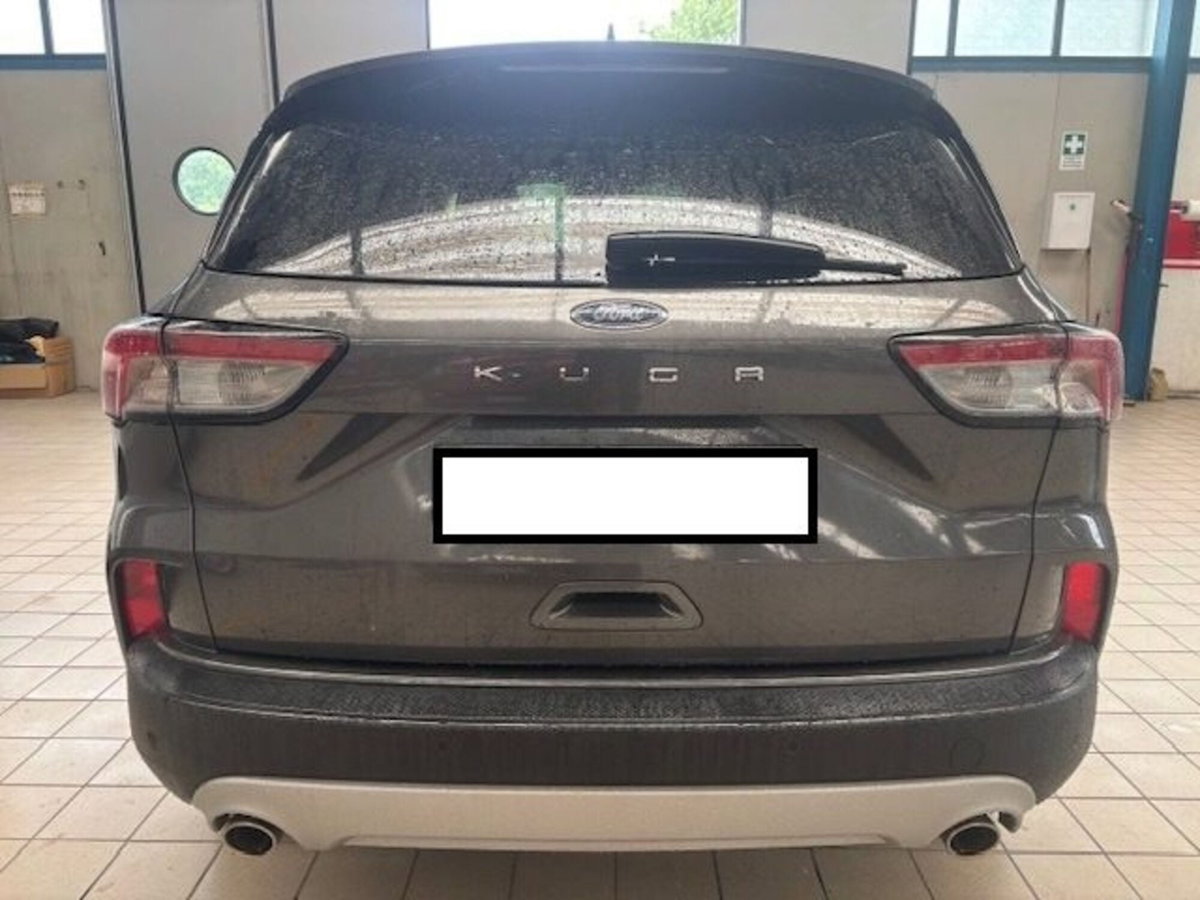 Ford Kuga 1.5 EcoBoost 150 CV 2WD Titanium (6)