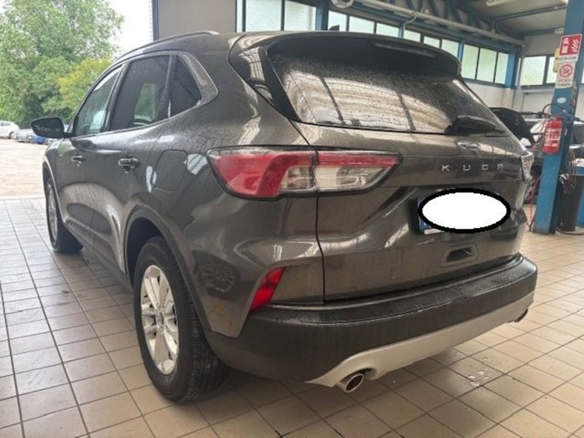 Ford Kuga 1.5 EcoBoost 150 CV 2WD Titanium (7)