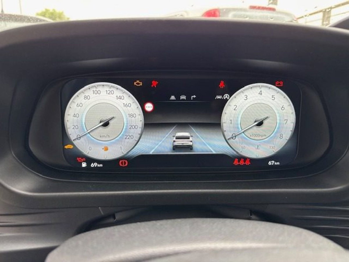 Hyundai i20 1.0 t-gdi 48V Connectline dct (14)
