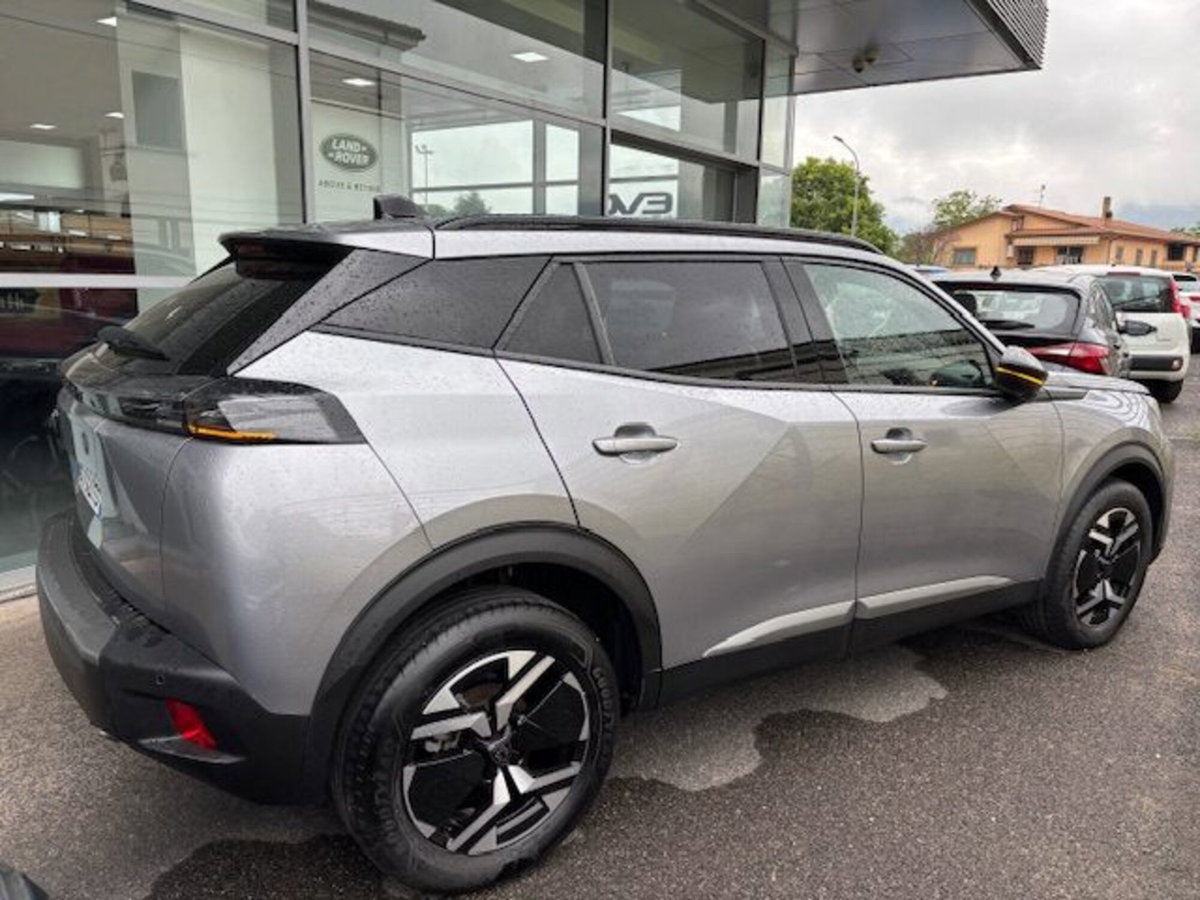 Peugeot 2008 PureTech 100 S&S Allure (4)