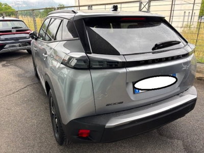 Peugeot 2008 PureTech 100 S&S Allure (6)