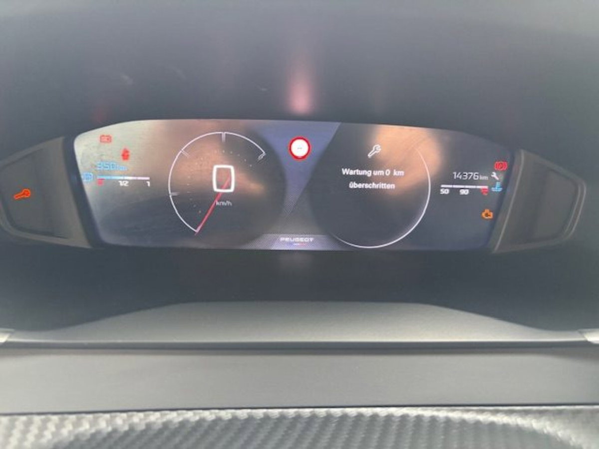 Peugeot 2008 PureTech 100 S&S Allure (9)