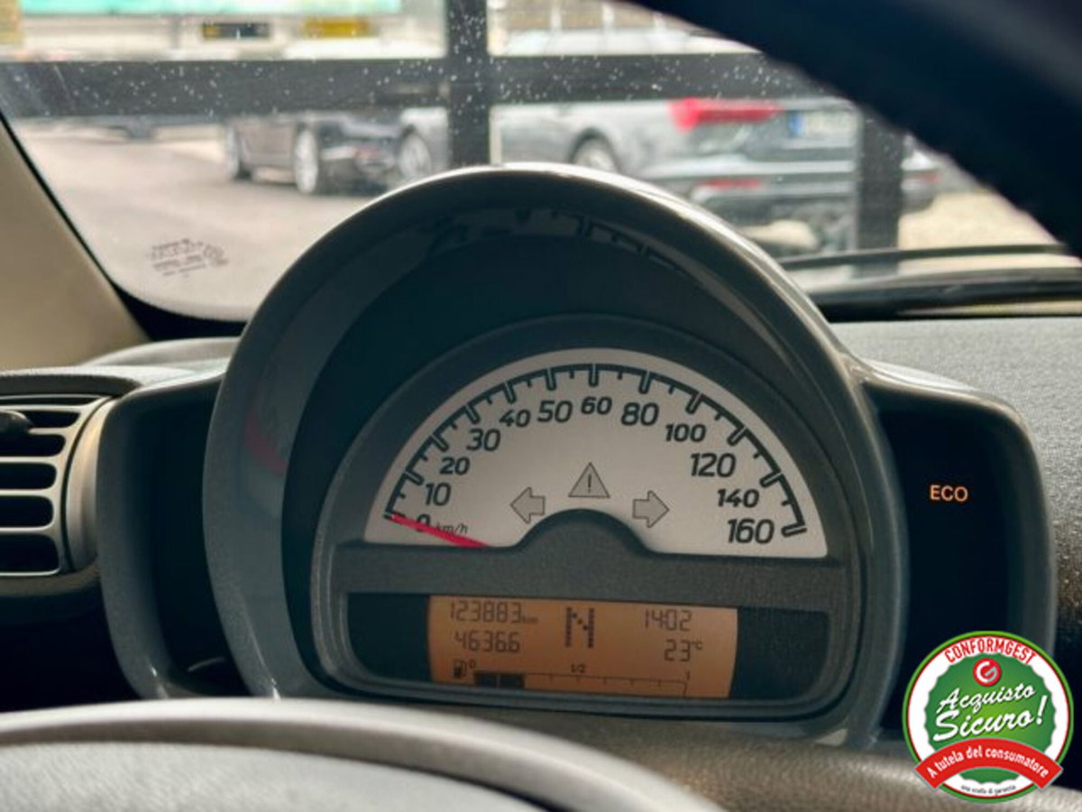 smart Fortwo 1000 52 kW MHD coupé passion (15)