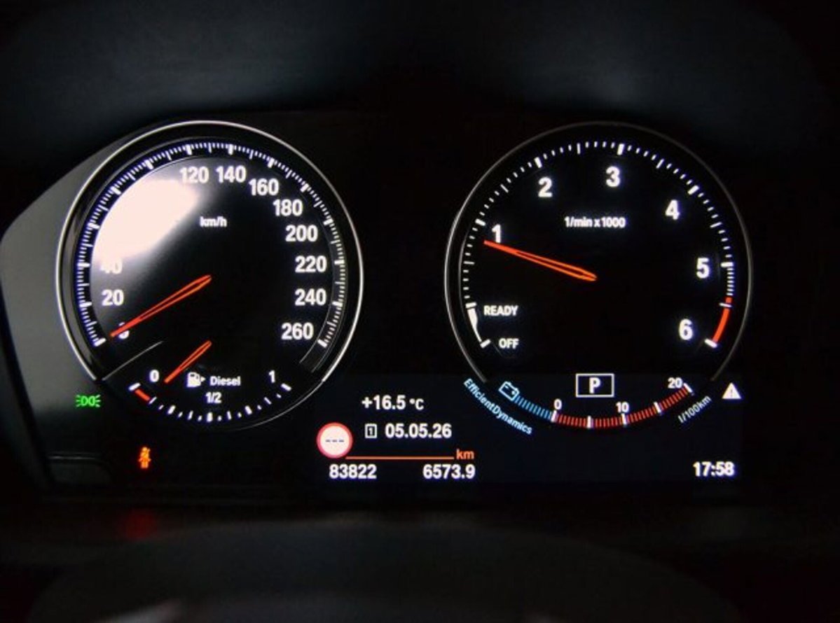 BMW X1 sDrive18d (11)