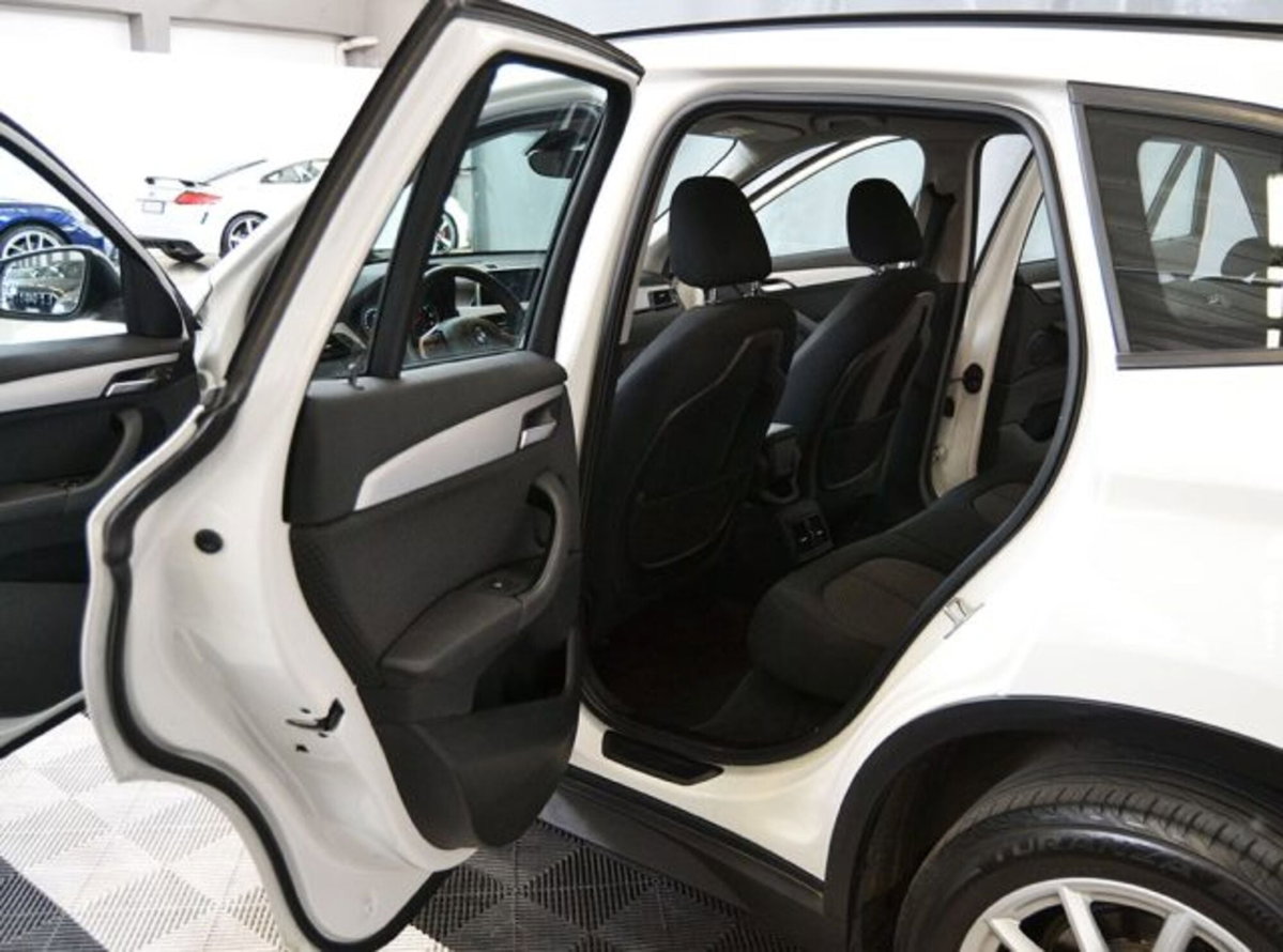 BMW X1 sDrive18d (3)
