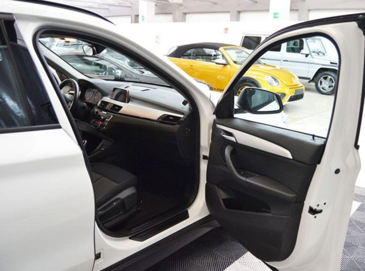 BMW X1 sDrive18d (4)
