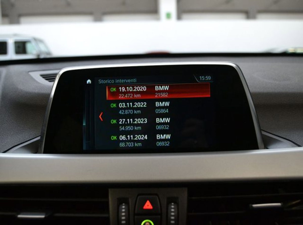 BMW X1 sDrive18d (8)