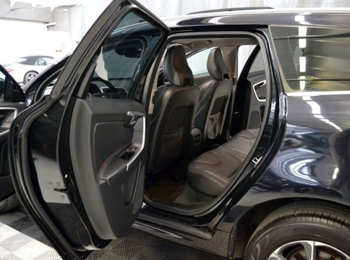 Volvo XC60 D4 Geartronic Volvo Ocean Race N1 (3)