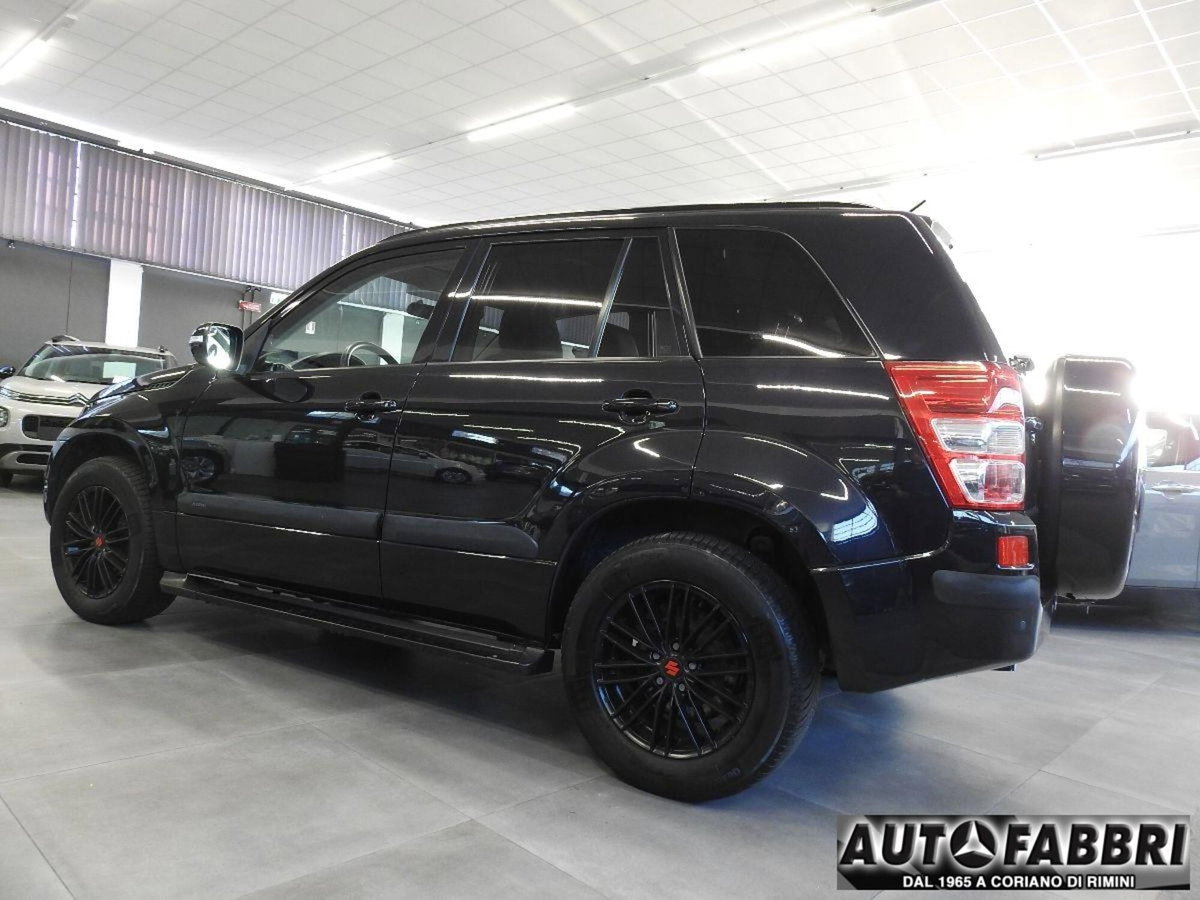 Suzuki Grand Vitara 1.9 DDiS 5 porte Offroad (2)