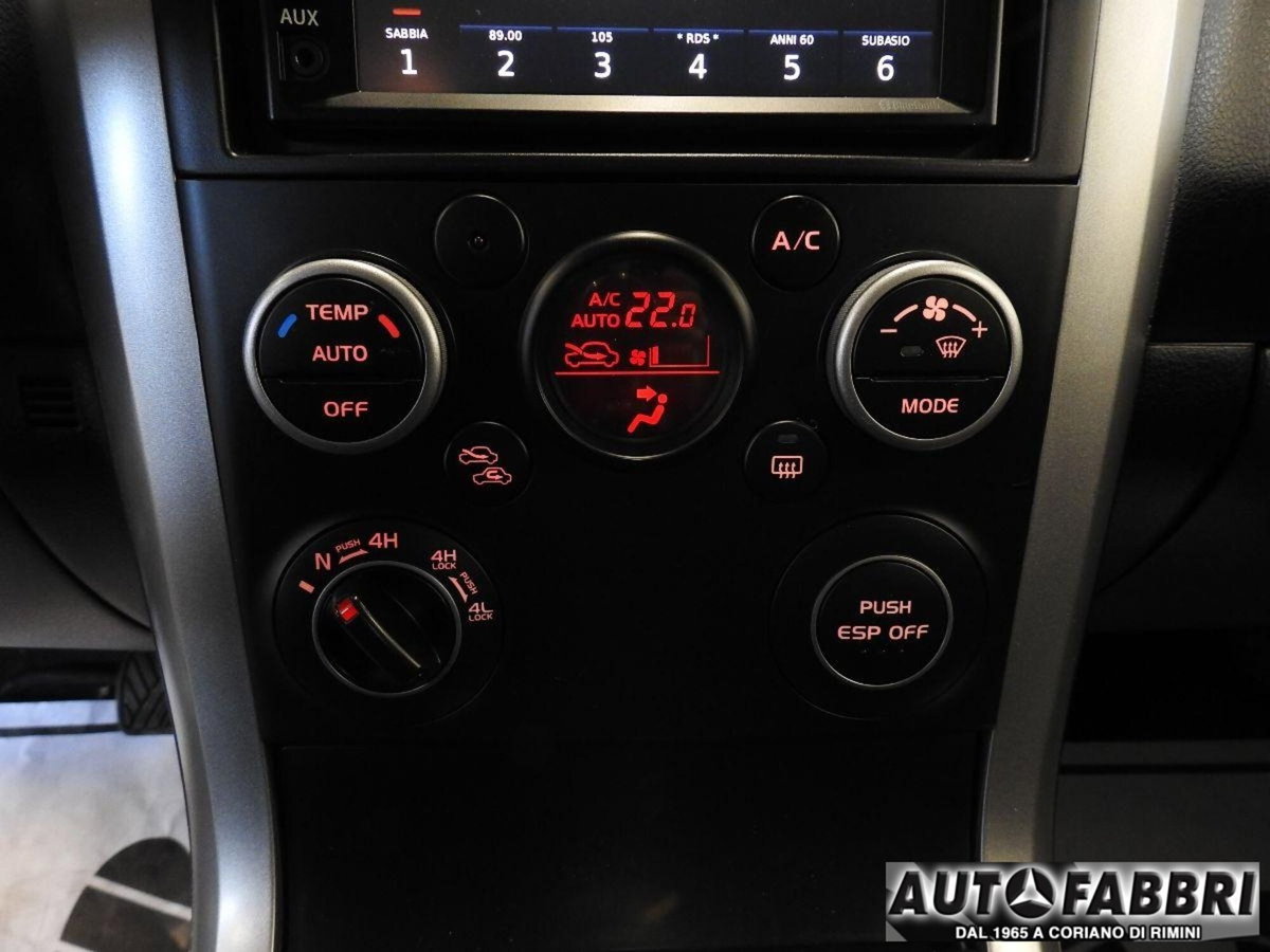 Suzuki Grand Vitara 1.9 DDiS 5 porte Offroad (20)