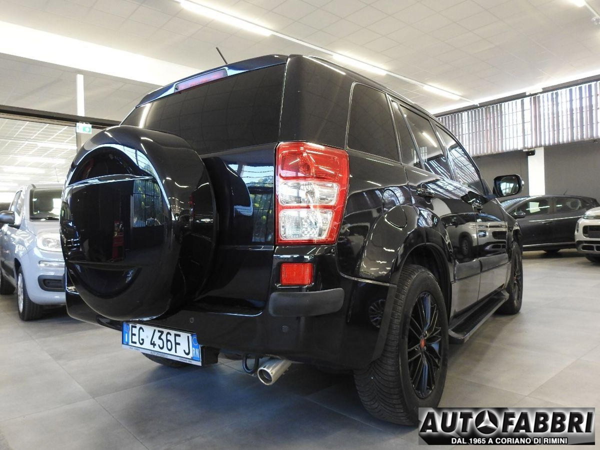 Suzuki Grand Vitara 1.9 DDiS 5 porte Offroad (4)