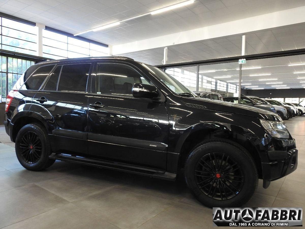 Suzuki Grand Vitara 1.9 DDiS 5 porte Offroad (7)