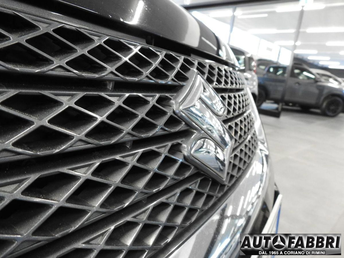 Suzuki Grand Vitara 1.9 DDiS 5 porte Offroad (8)