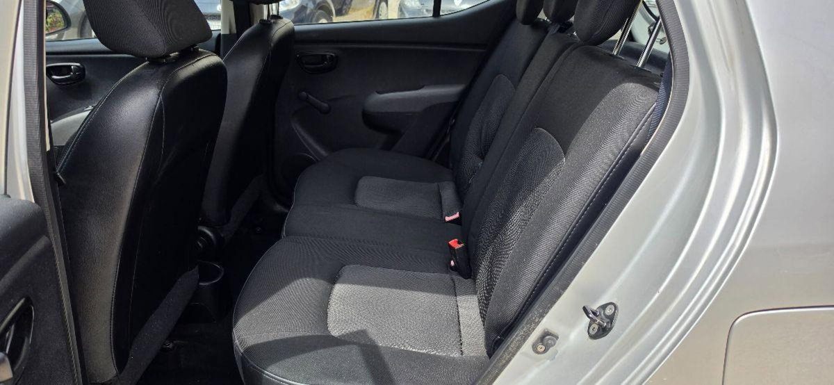 Hyundai i10 1.1 12V BlueDrive GPL Style (12)
