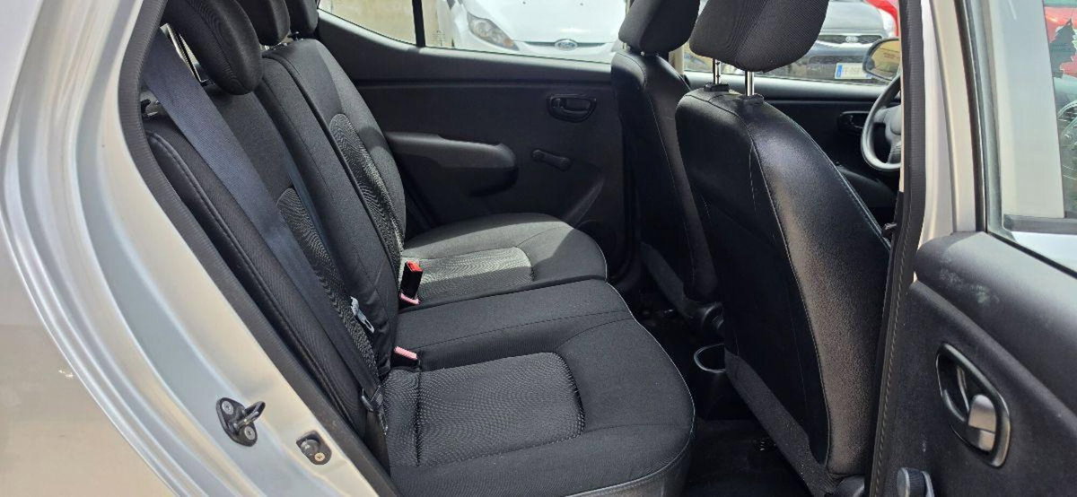 Hyundai i10 1.1 12V BlueDrive GPL Style (16)