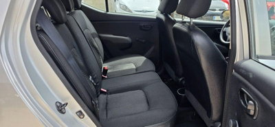 Hyundai i10 1.1 12V BlueDrive GPL Style (16)