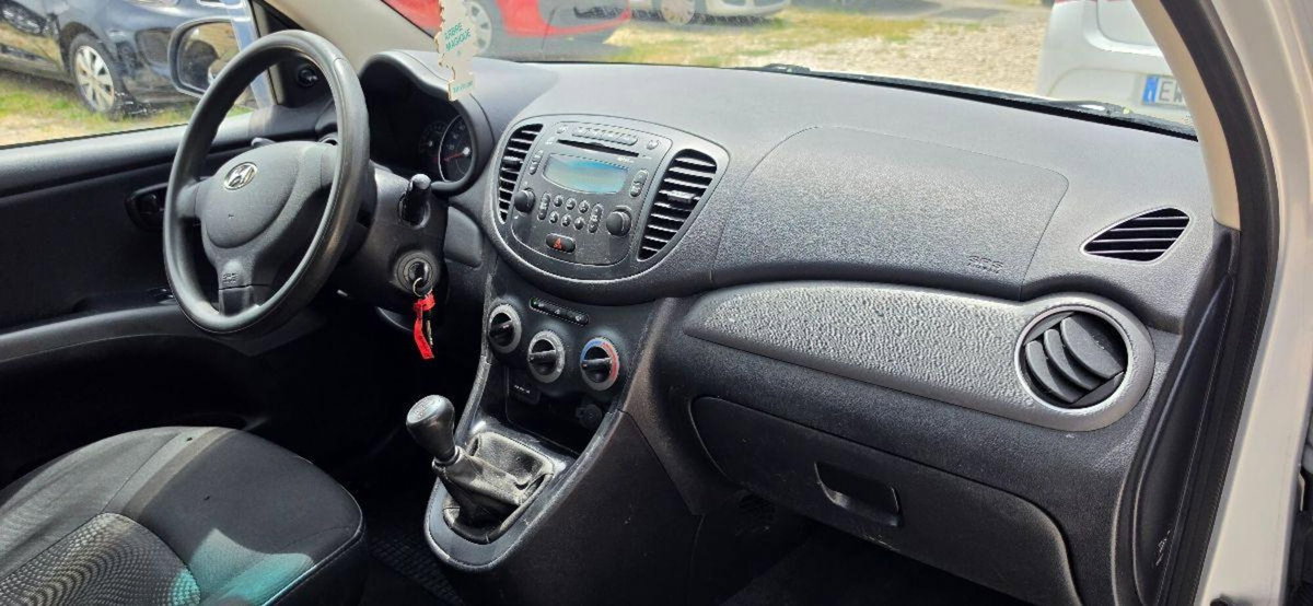 Hyundai i10 1.1 12V BlueDrive GPL Style (18)