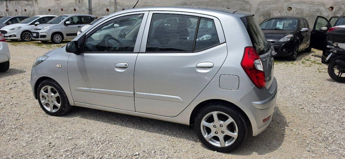 Hyundai i10 1.1 12V BlueDrive GPL Style (4)