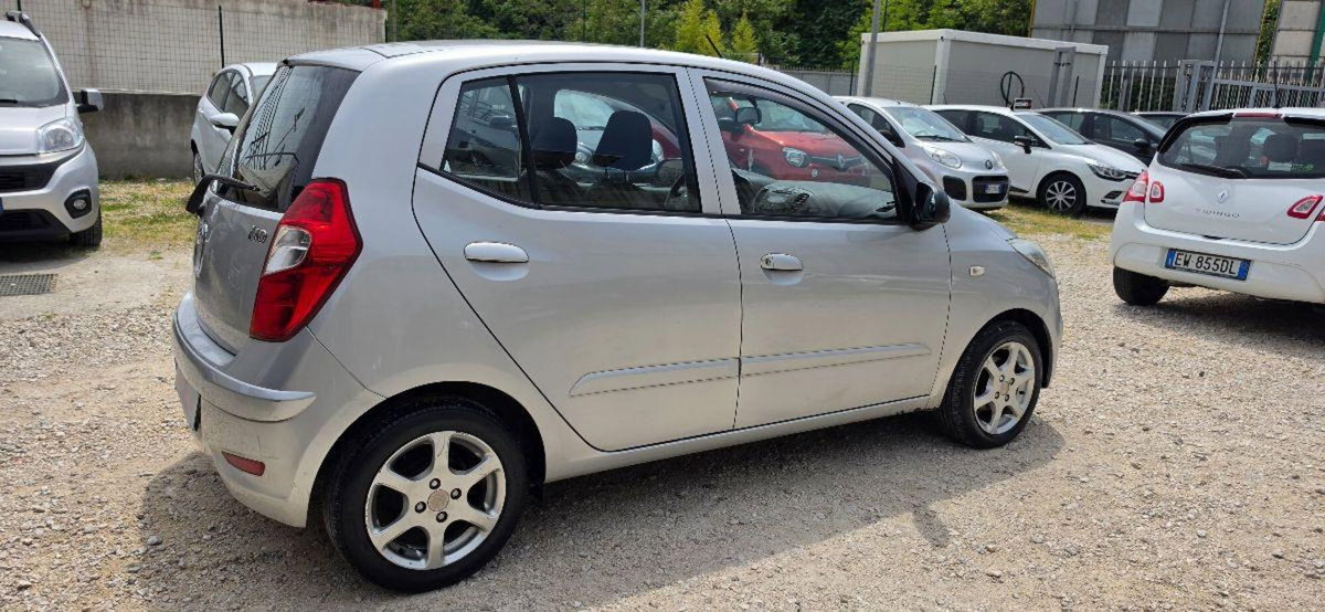 Hyundai i10 1.1 12V BlueDrive GPL Style (7)