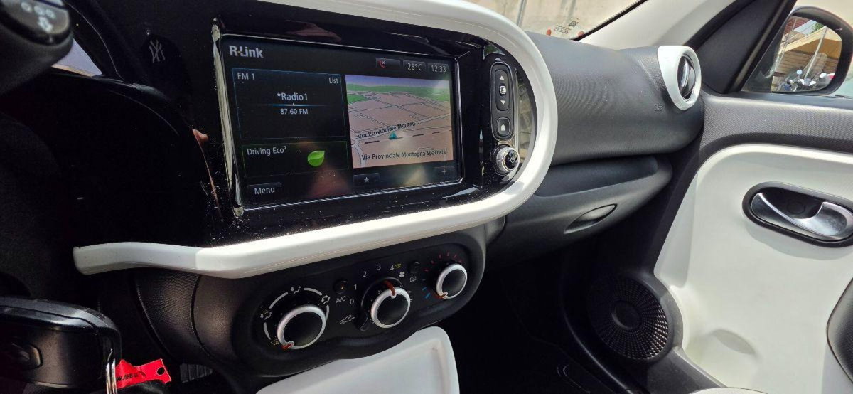 Renault Twingo SCe Stop&Start Lovely (14)