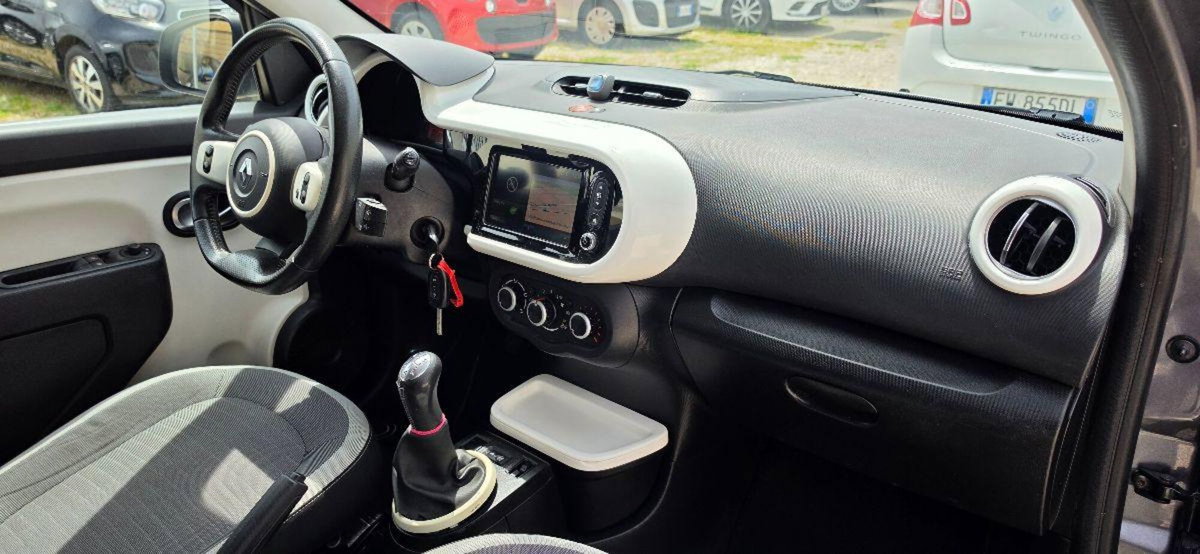 Renault Twingo SCe Stop&Start Lovely (18)