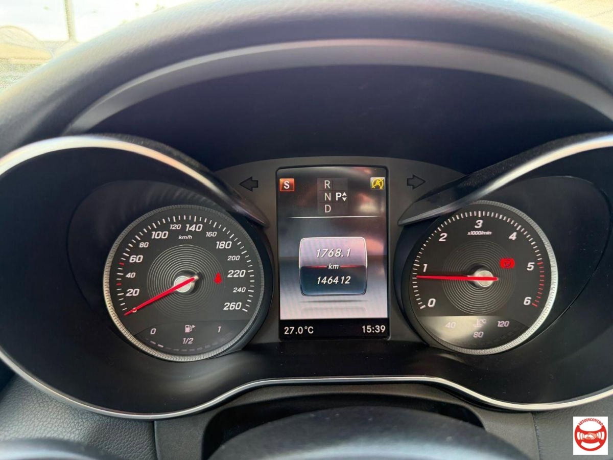 Mercedes-Benz Classe C 220 d 4Matic Auto Sport (12)