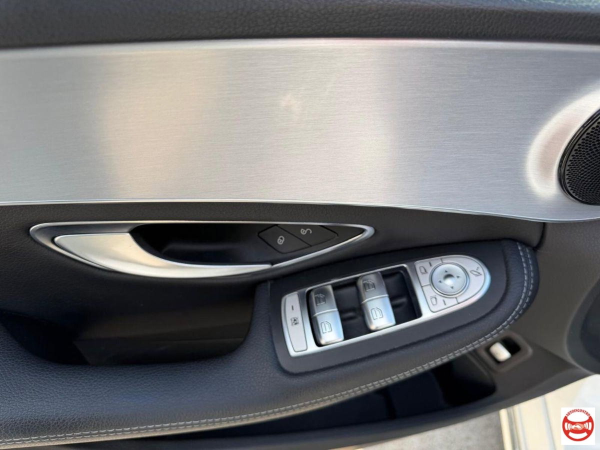 Mercedes-Benz Classe C 220 d 4Matic Auto Sport (16)