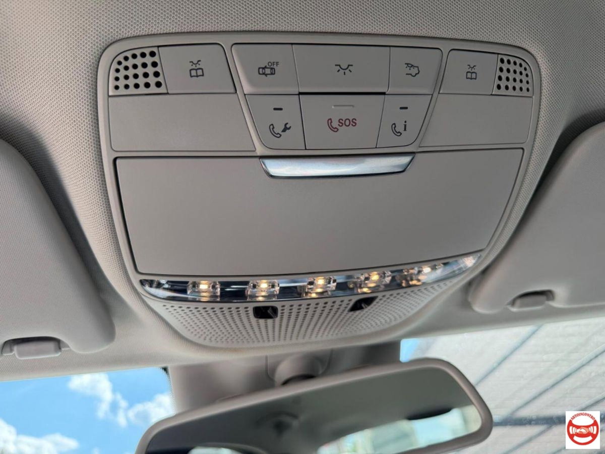 Mercedes-Benz Classe C 220 d 4Matic Auto Sport (19)
