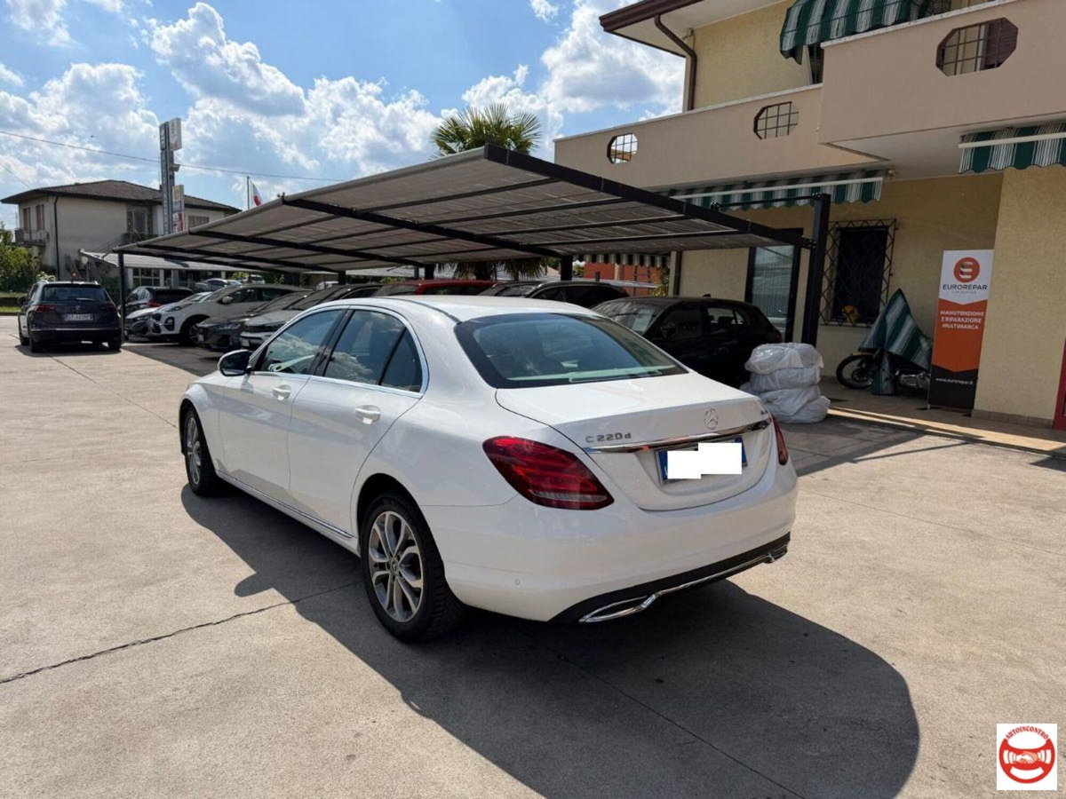 Mercedes-Benz Classe C 220 d 4Matic Auto Sport (3)