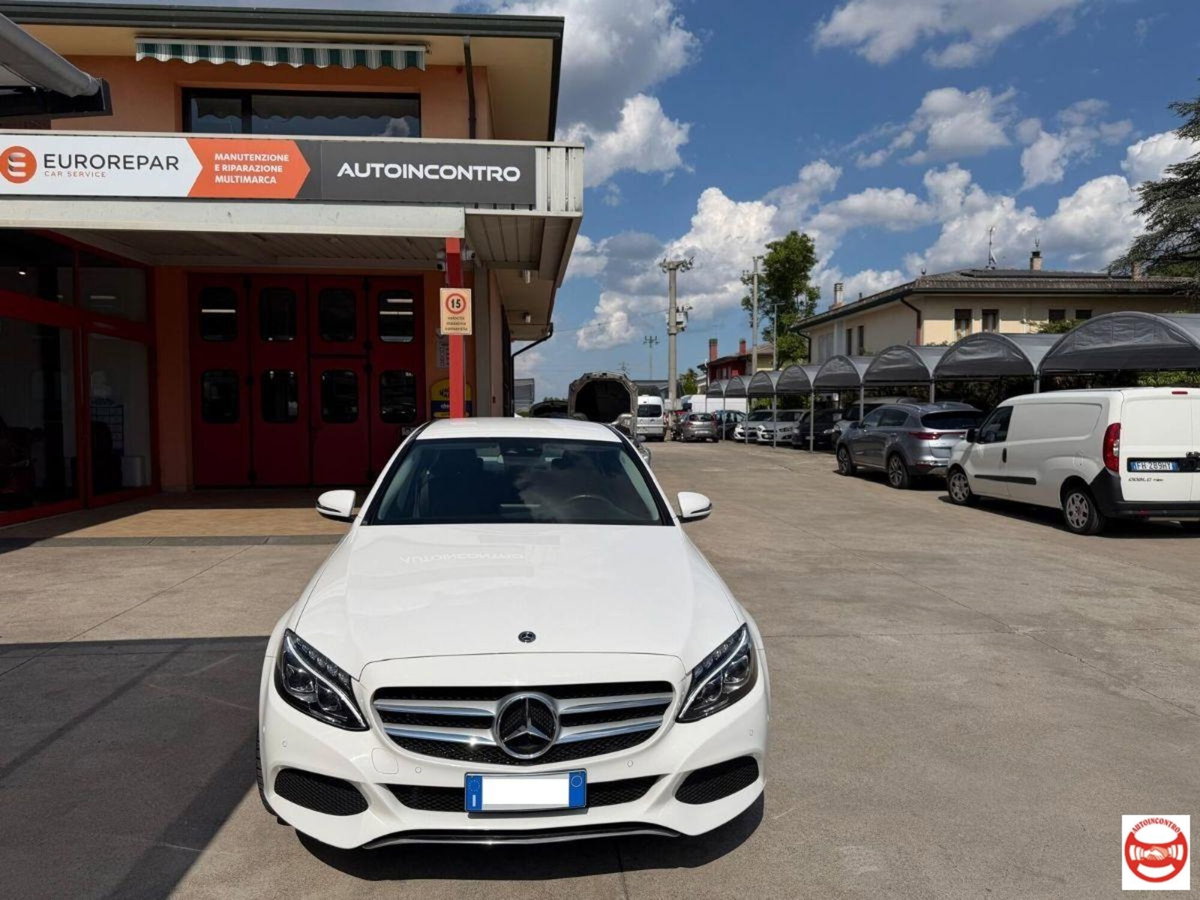 Mercedes-Benz Classe C 220 d 4Matic Auto Sport (8)