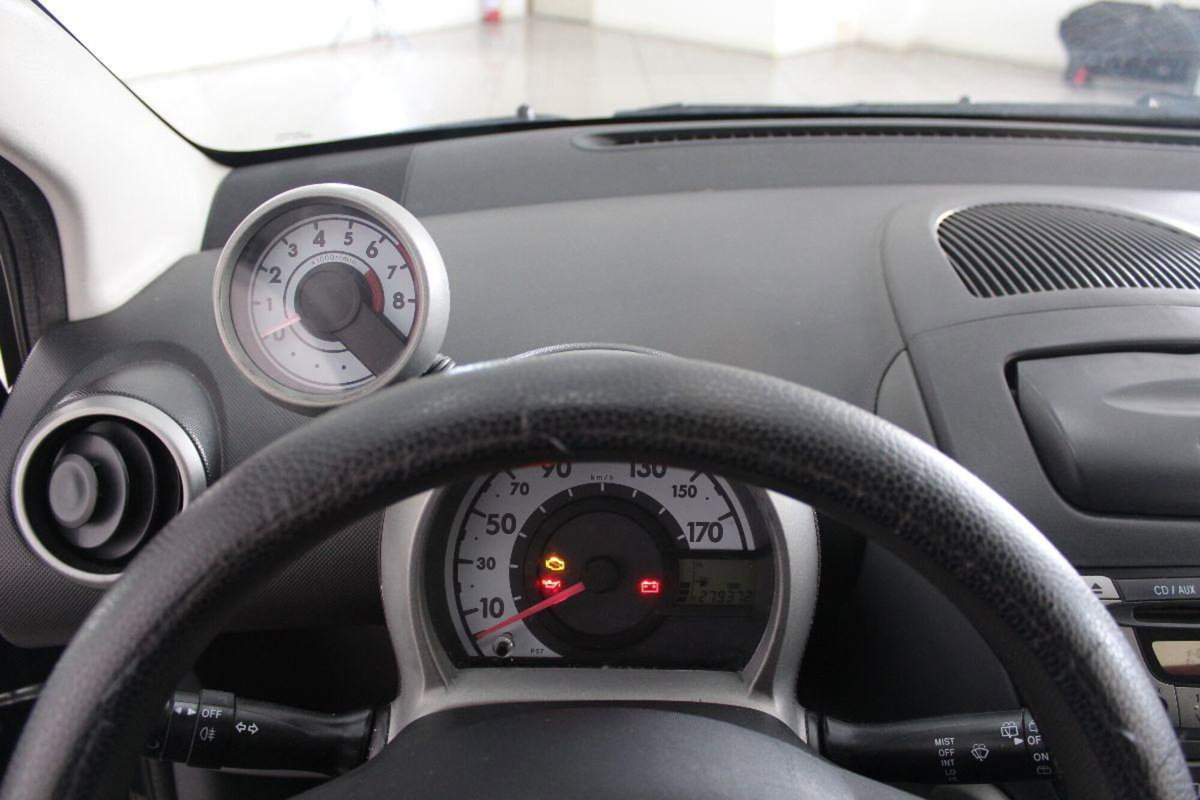 Citroen C1 1.0 3 porte airdream C1TY (11)