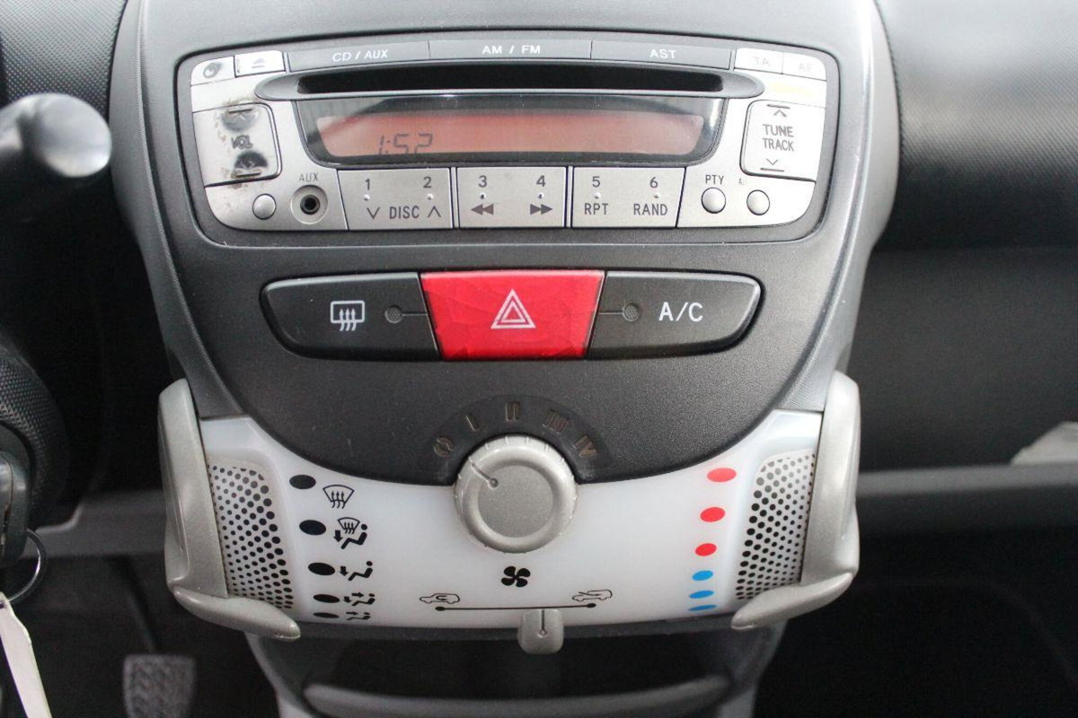 Citroen C1 1.0 3 porte airdream C1TY (14)