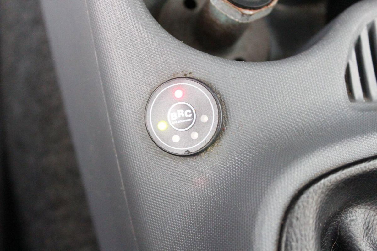 Citroen C1 1.0 3 porte airdream C1TY (16)