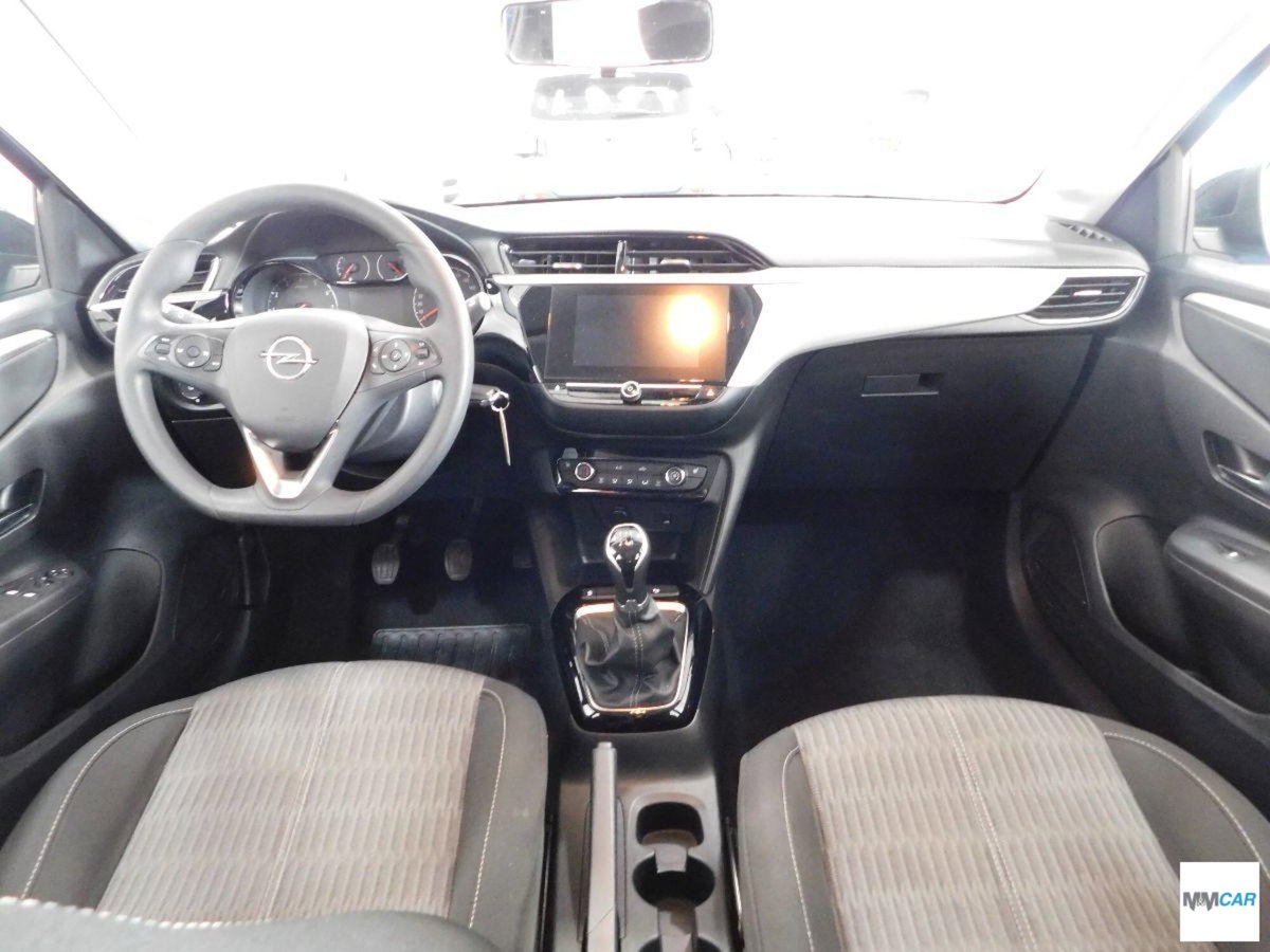 Opel Corsa 1.2 Edition (6)