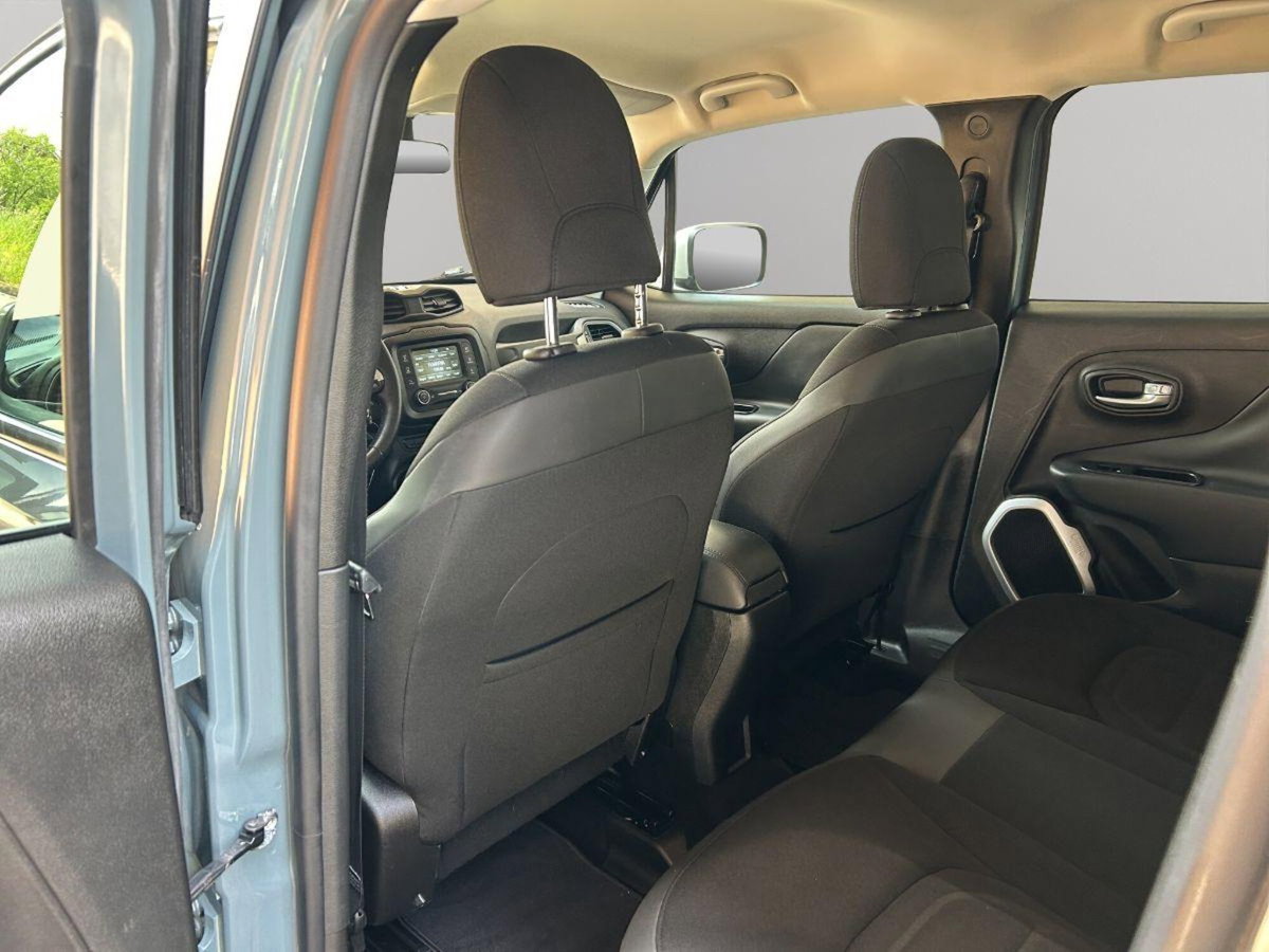 Jeep Renegade 1.6 Mjt 120 CV Limited (12)