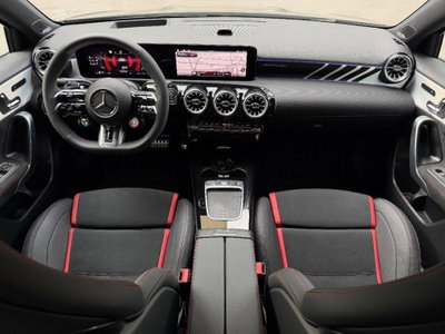 Mercedes-Benz Classe A 35 AMG 4Matic (15)