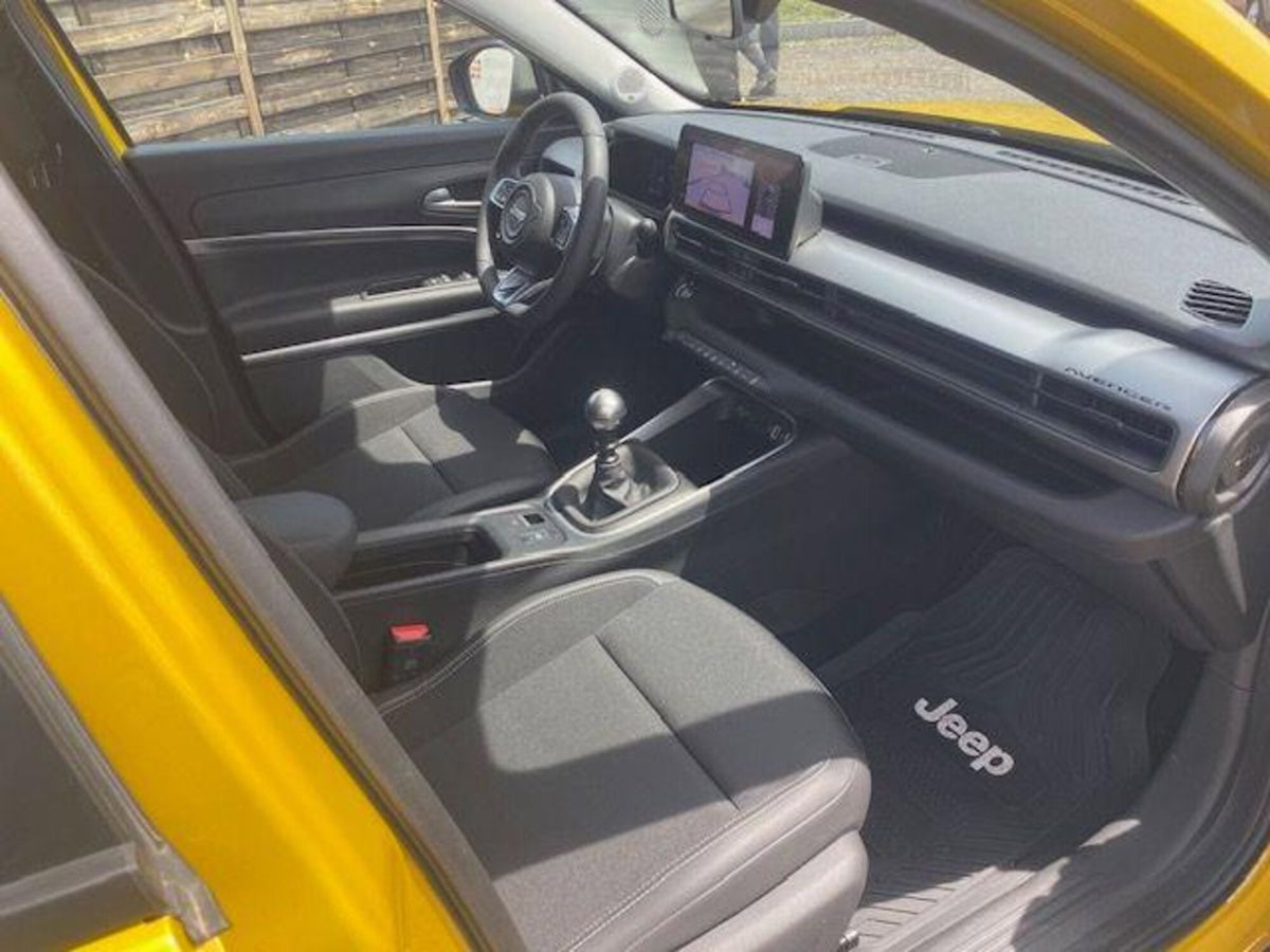 Jeep Avenger 1.2 turbo Altitude fwd 100cv (14)